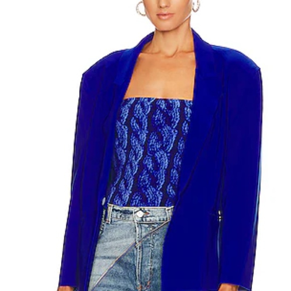 Norma Kamali Single Breasted Straight Fit Jacket in Cobalt - Picture 3 of 14